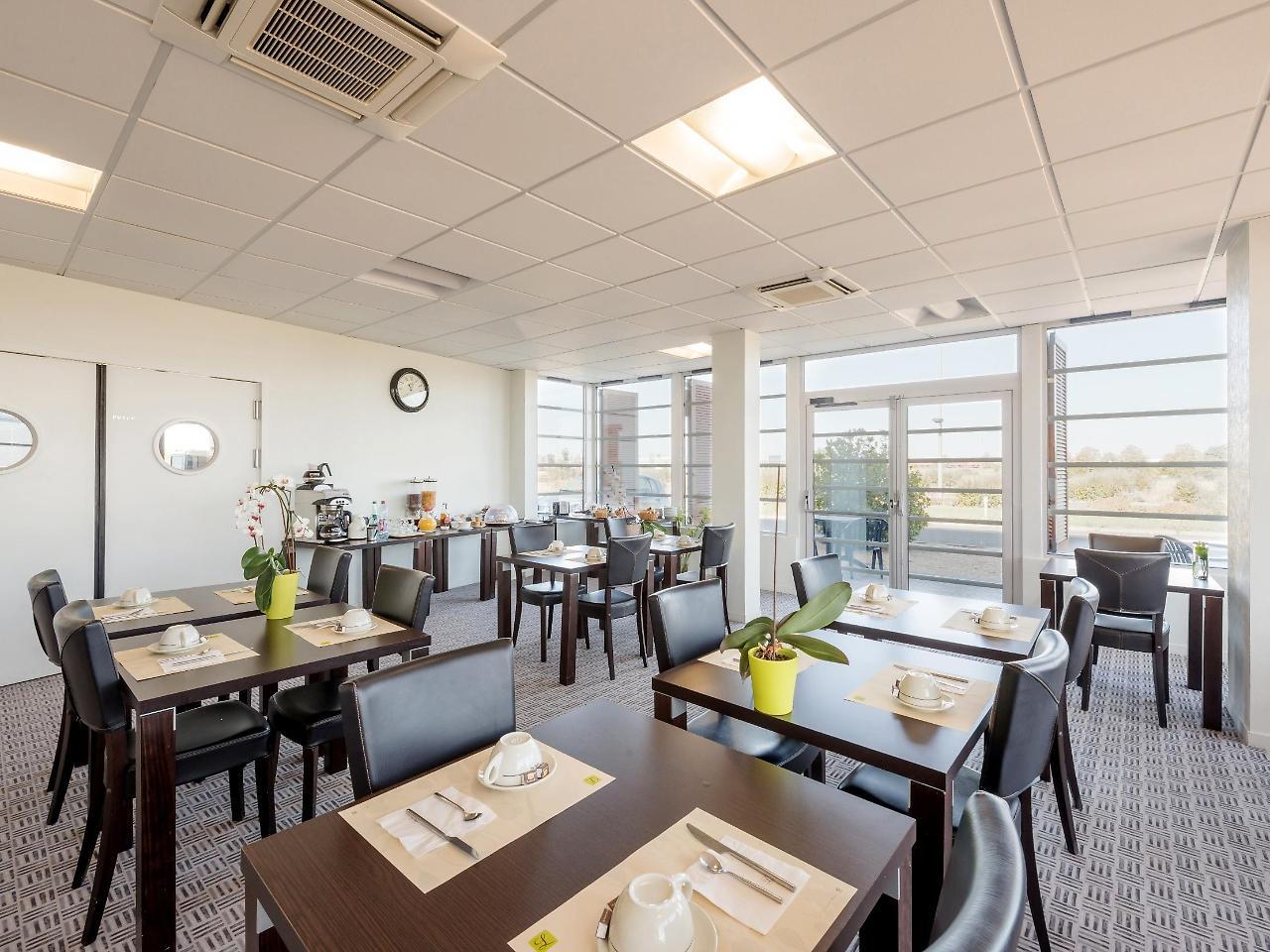 Cit'Hotel Talencia Туар Екстериор снимка