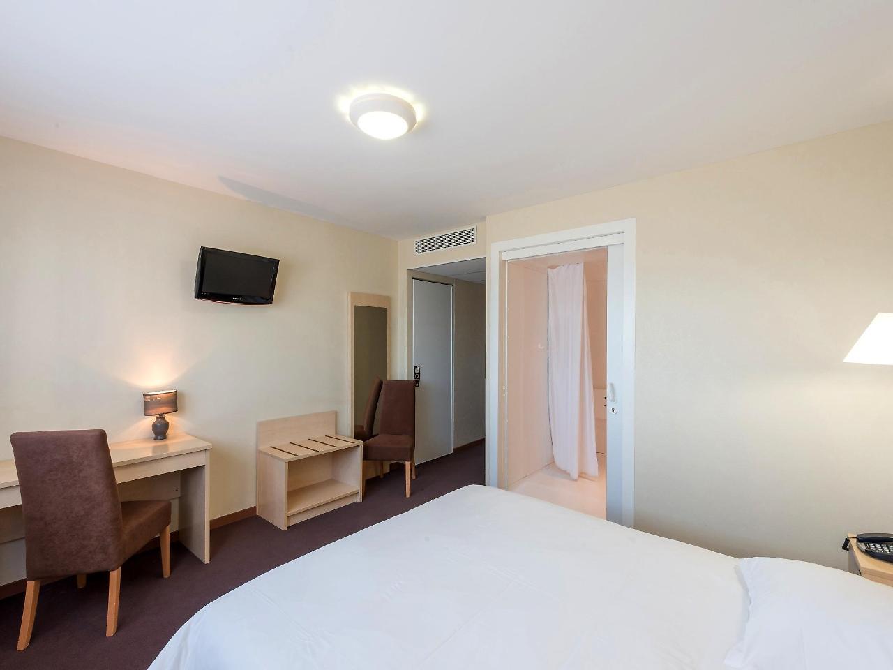 Cit'Hotel Talencia Туар Екстериор снимка