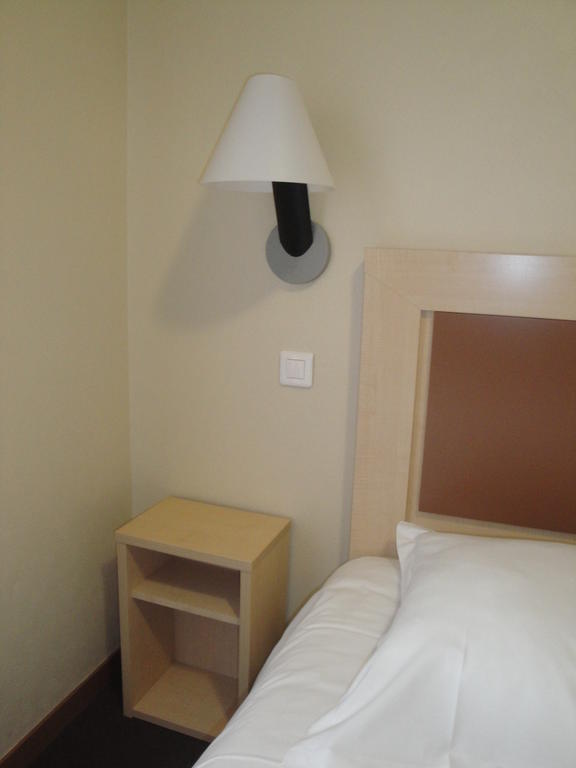 Cit'Hotel Talencia Туар Стая снимка